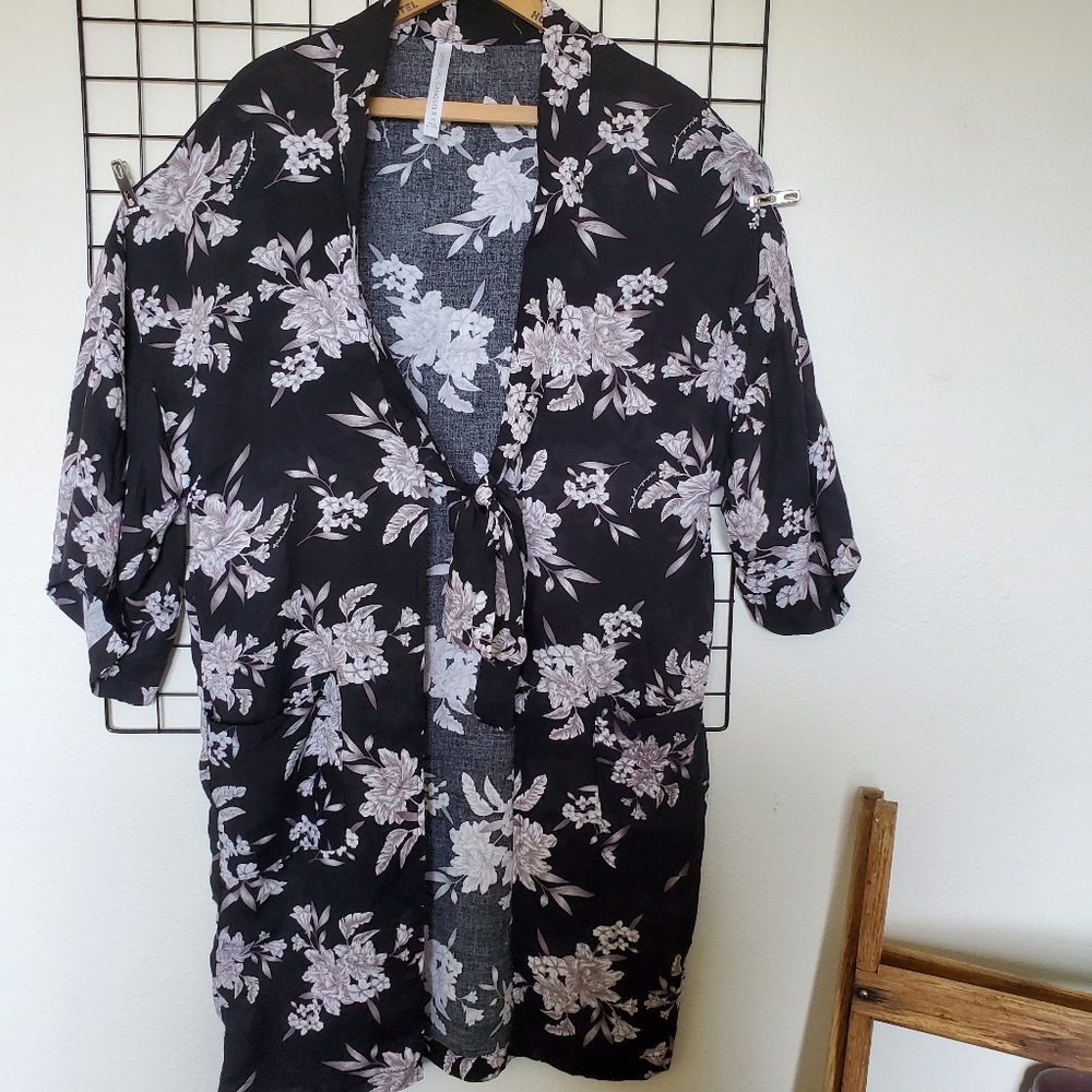 Spiritual Gangster Maya Kimono